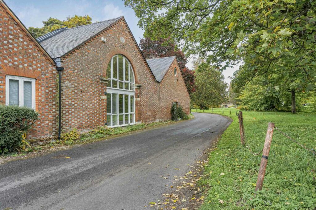 Dashwood Court - Watlington - Oxfordshire - OX49