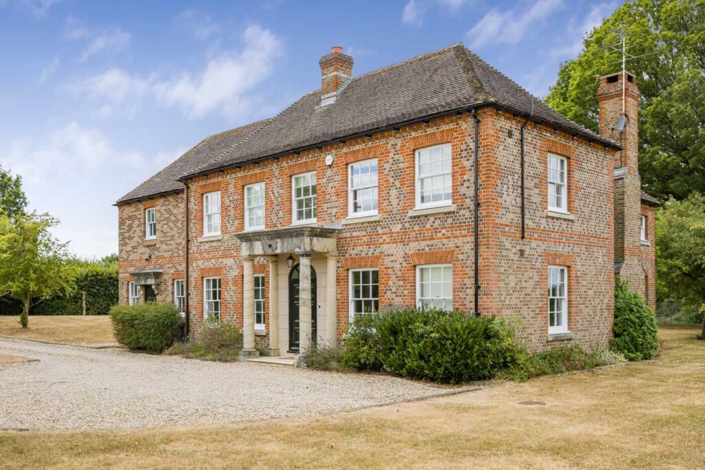 Shenley - Henley on Thames - Oxfordshire - RG9 1