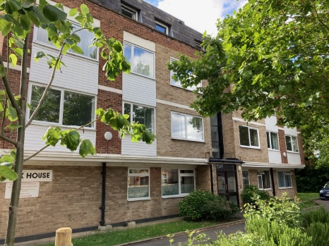 Brook House - Twixckenham - Middlesex - TW1